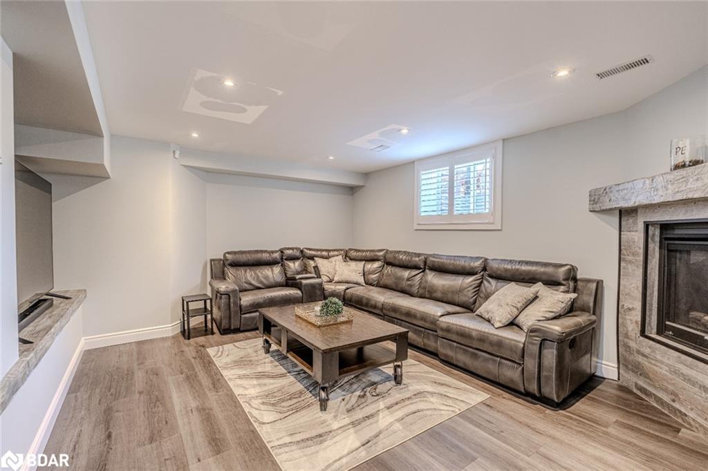 2484 Highway 11 S, Oro-Medonte, ON - Indoor With Fireplace