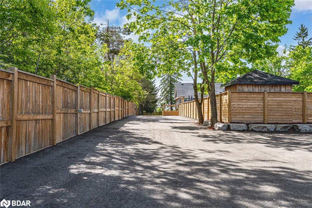 2484 Highway 11 S, Oro-Medonte, ON - Outdoor