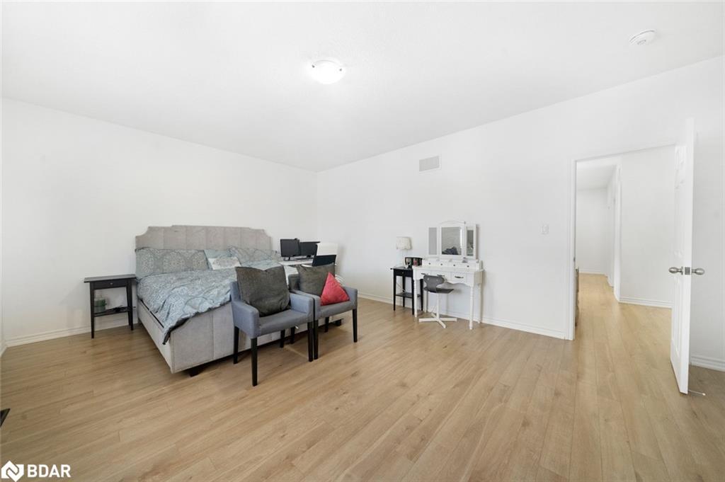 1239 Peelar Crescent, Innisfil, ON - Indoor