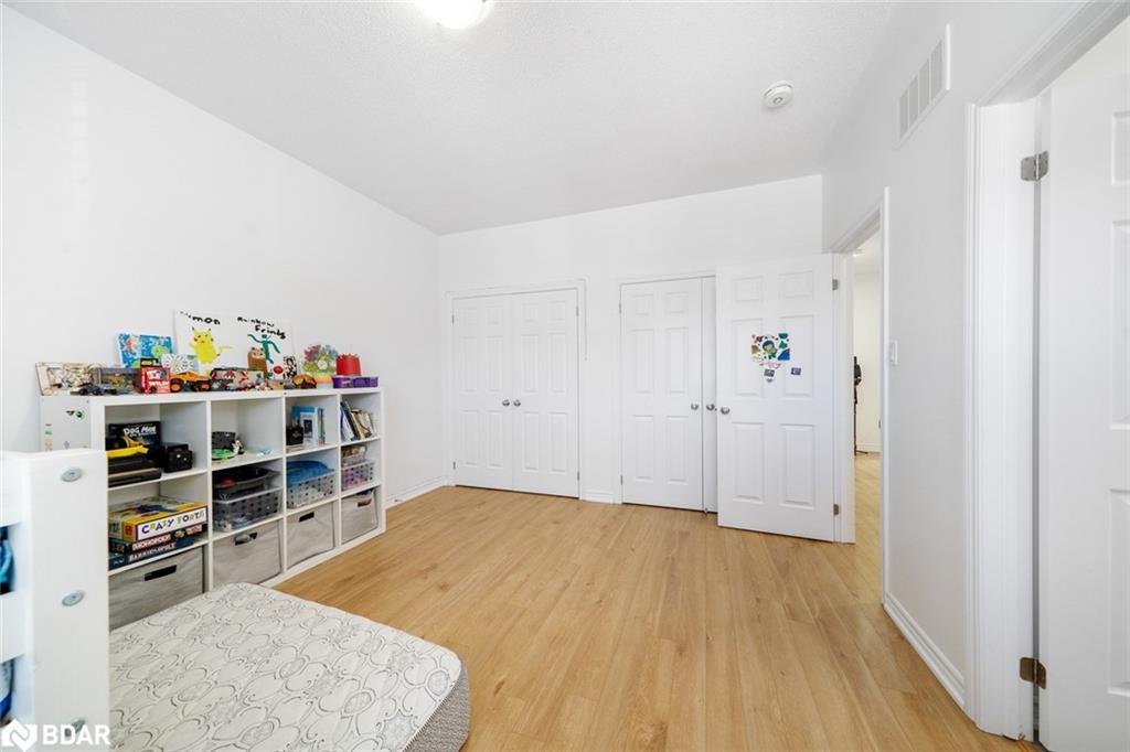 1239 Peelar Crescent, Innisfil, ON - Indoor Photo Showing Other Room