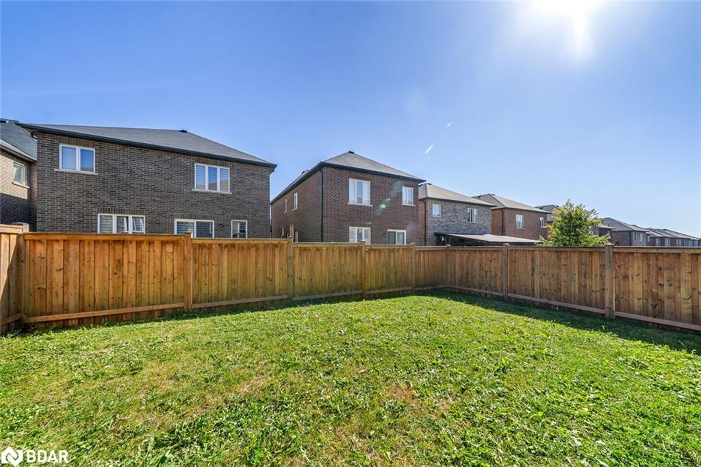1239 Peelar Crescent, Innisfil, ON - Outdoor
