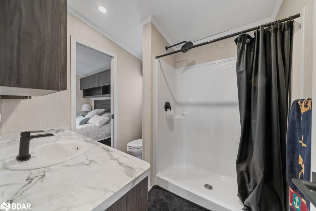 1366 Rosseau Lake Rd 2, Muskoka Lakes, ON - Indoor Photo Showing Bathroom