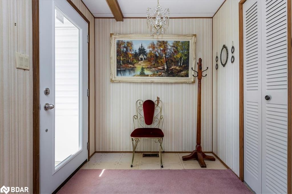 10 Mimosa Crescent, Innisfil, ON - Indoor Photo Showing Other Room