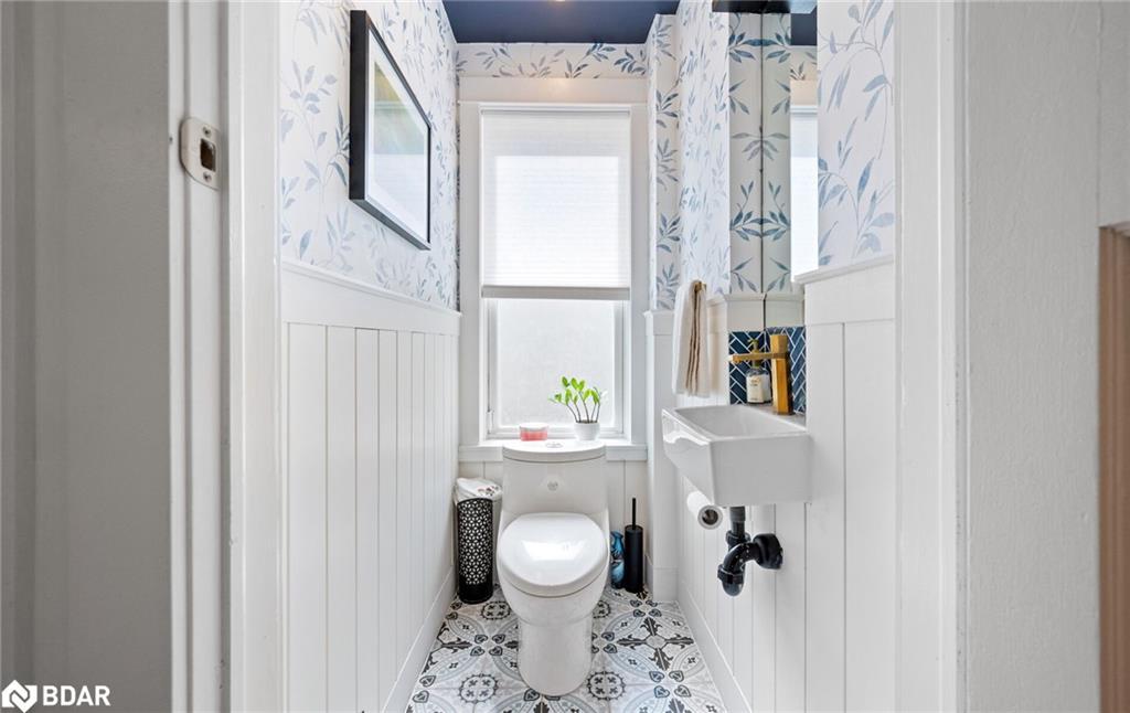 265 Arthur Street, Acton, ON - Indoor Photo Showing Bathroom