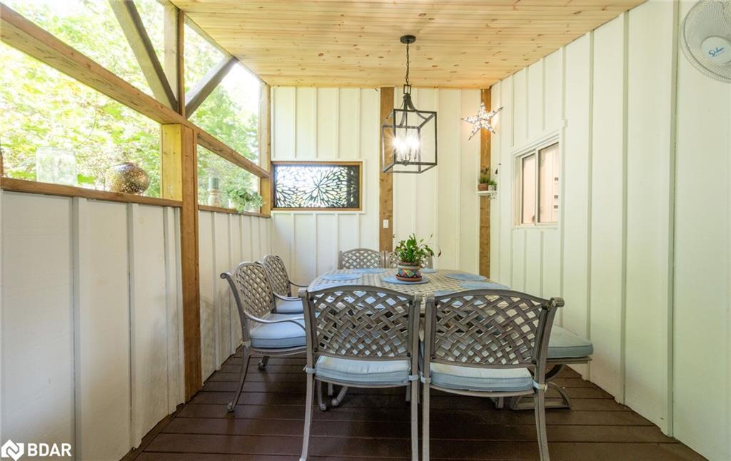 265 Arthur Street, Acton, ON - Indoor Photo Showing Dining Room