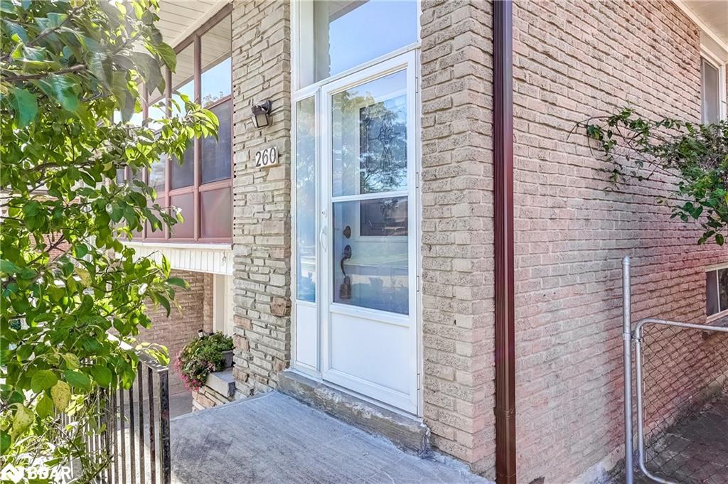 260 Apache Trail, Toronto, ON - Outdoor