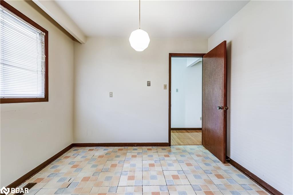 260 Apache Trail, Toronto, ON - Indoor Photo Showing Other Room