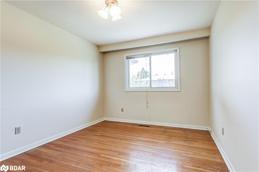 260 Apache Trail, Toronto, ON - Indoor Photo Showing Other Room