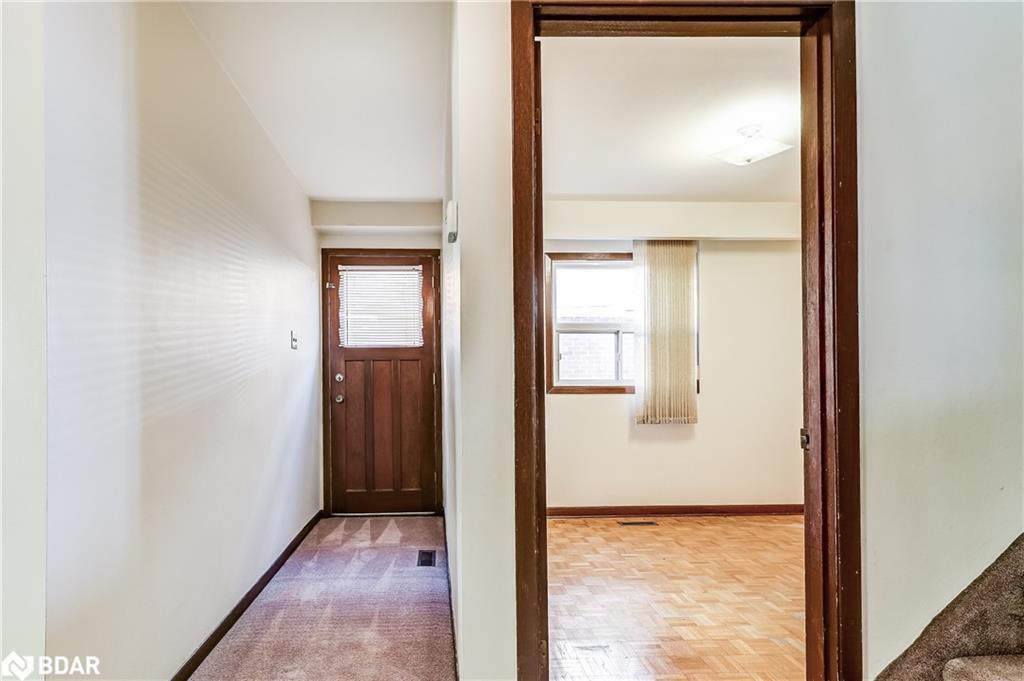 260 Apache Trail, Toronto, ON - Indoor Photo Showing Other Room