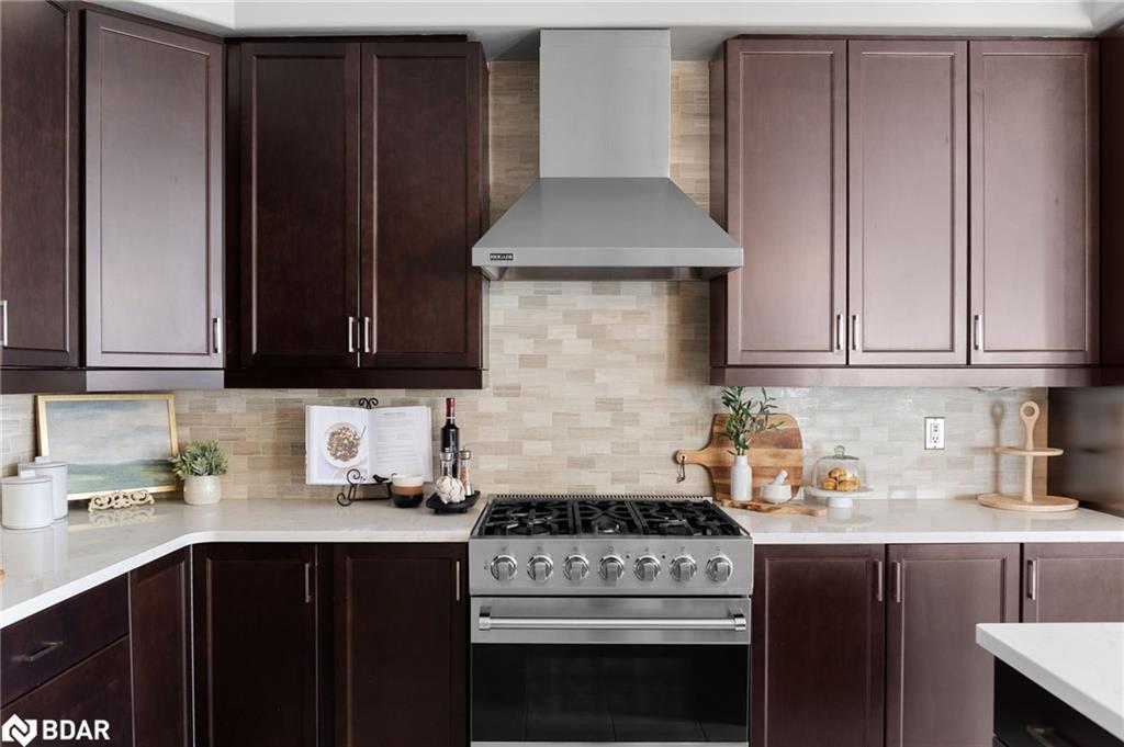 120 Jewel House Lane, Barrie, ON - Indoor Photo Showing Kitchen