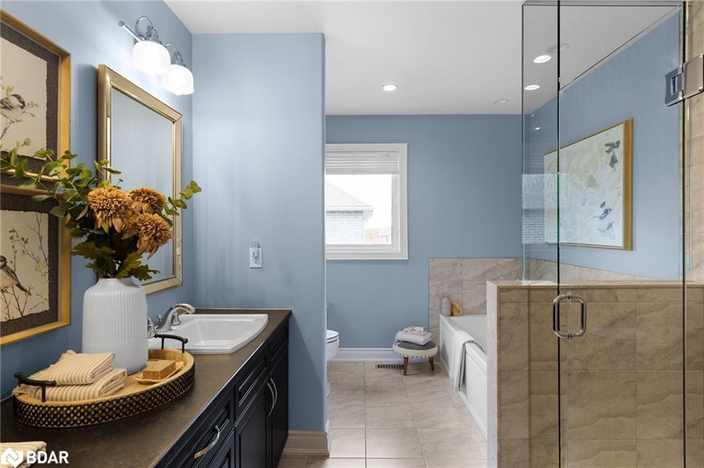 120 Jewel House Lane, Barrie, ON - Indoor Photo Showing Bathroom