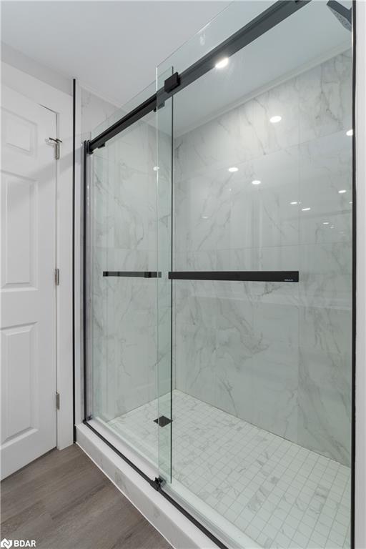 33 Minnesota Street, Collingwood, ON - Indoor Photo Showing Bathroom