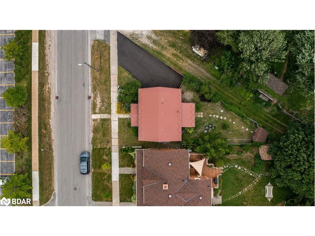 33 Minnesota Street, Collingwood, ON - Outdoor