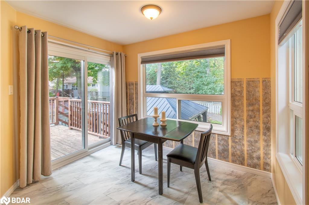 68 Dyer Drive, Wasaga Beach, ON - Indoor Photo Showing Dining Room