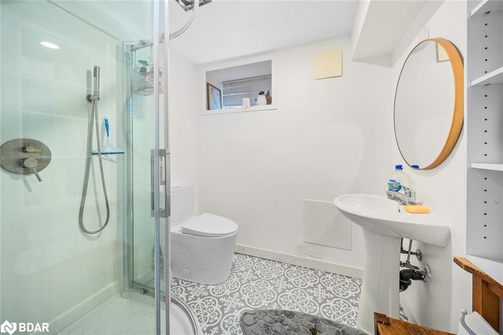 65 Barrhead Crescent, Etobicoke, ON - Indoor Photo Showing Bathroom