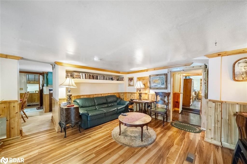 1291 Muskoka Rd 118 W, Bracebridge, ON - Indoor