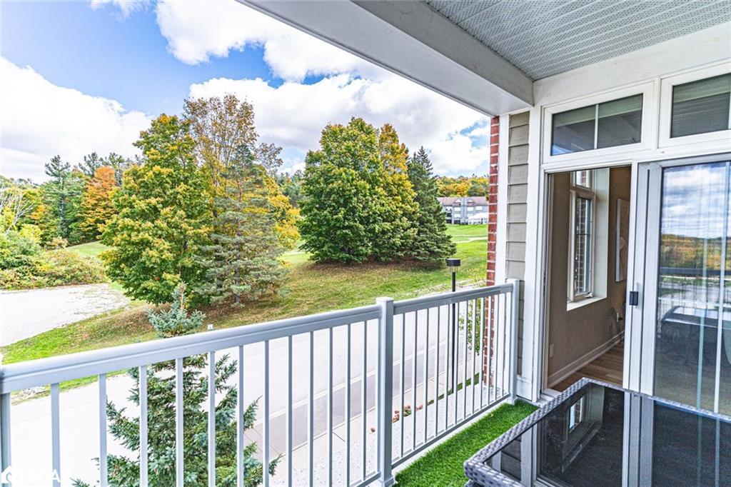 217-40 Horseshoe Boulevard, Oro-Medonte, ON - Outdoor With Balcony With Exterior