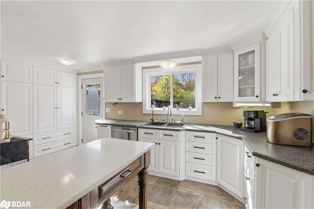 122 County Road 4, Douro, ON - Indoor Photo Showing Kitchen With Double Sink