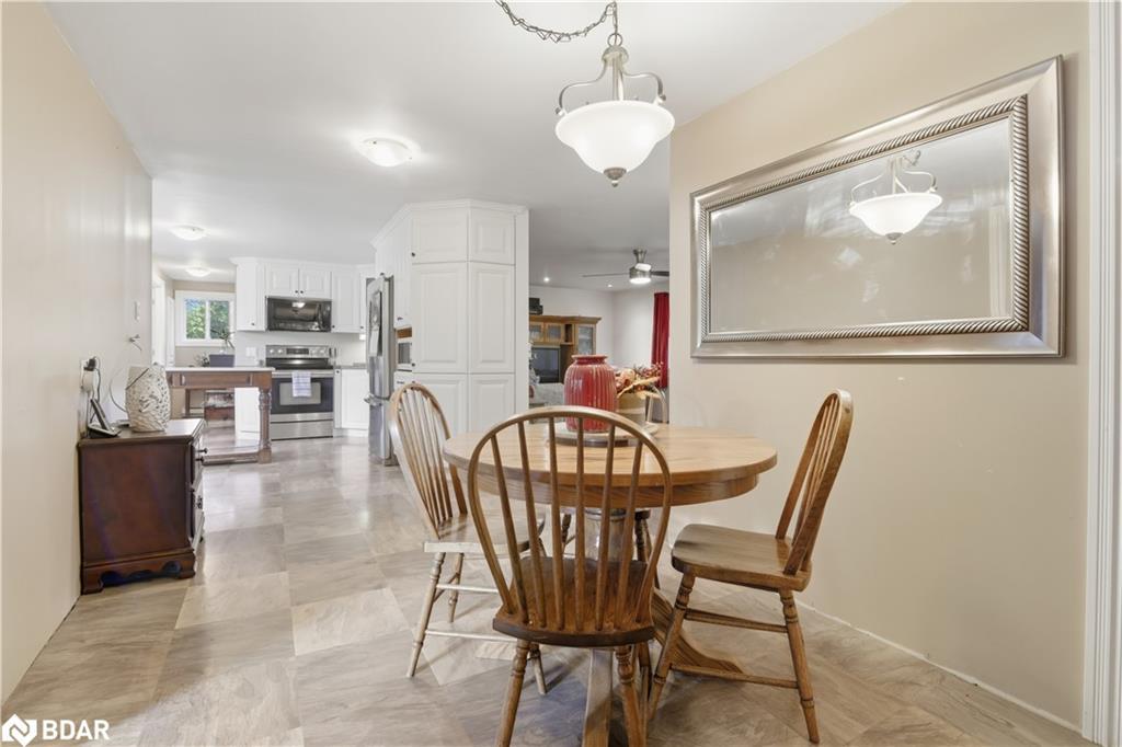 122 County Road 4, Douro, ON - Indoor Photo Showing Dining Room