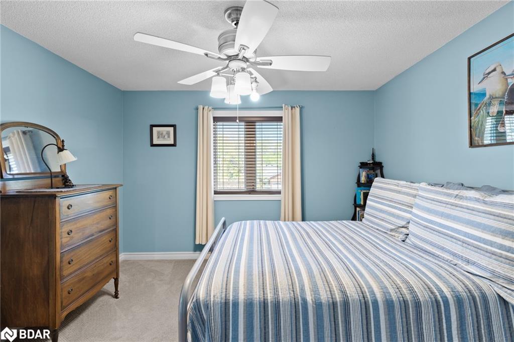 292 Leacock Drive, Barrie, ON - Indoor Photo Showing Bedroom