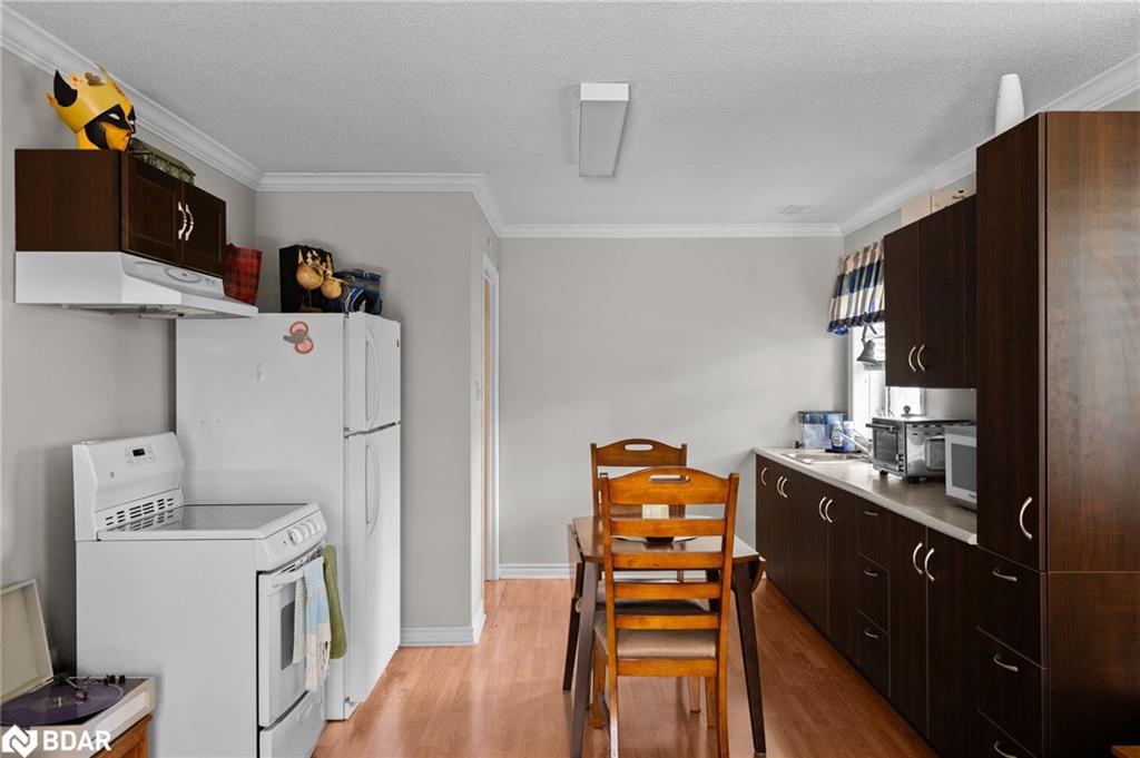 292 Leacock Drive, Barrie, ON - Indoor Photo Showing Laundry Room