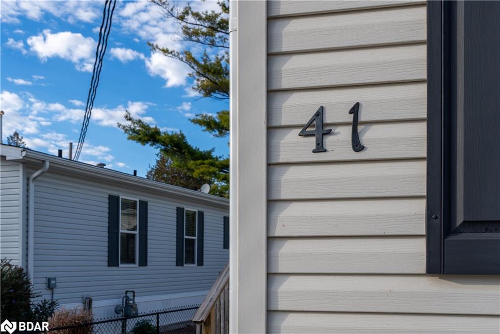 41 Cedarbush Crescent Pvt Crescent, Puslinch, ON - Outdoor With Exterior