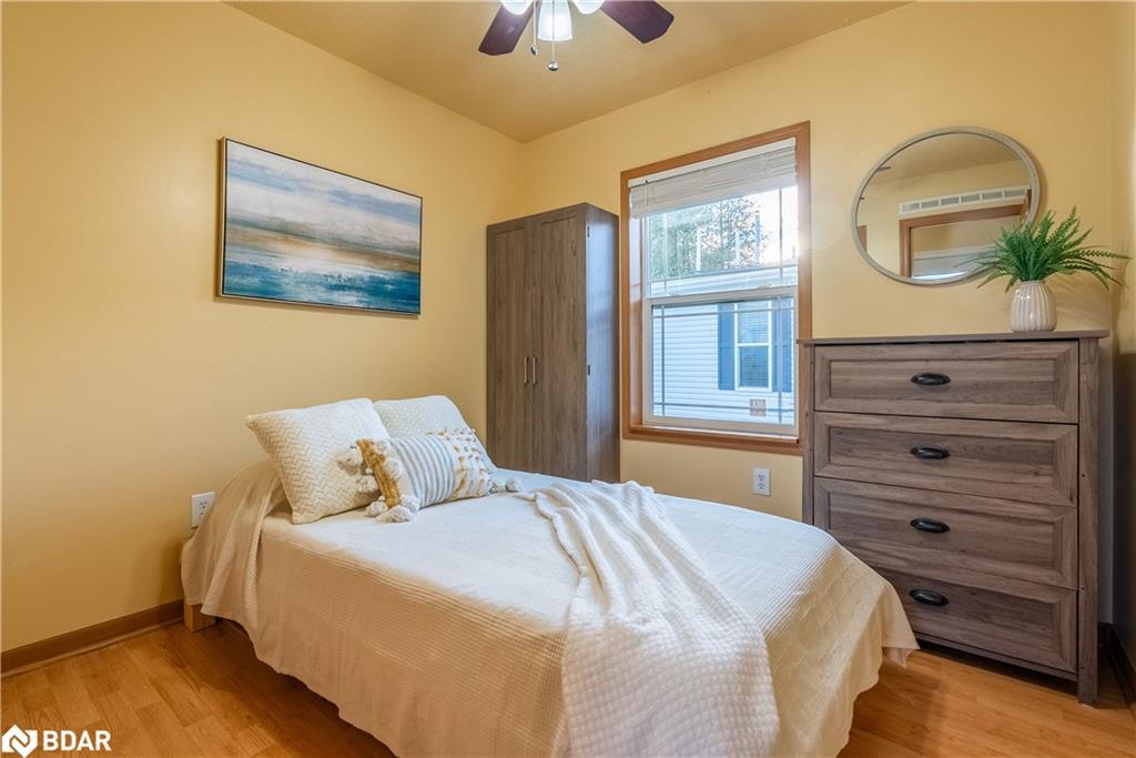 41 Cedarbush Crescent Pvt Crescent, Puslinch, ON - Indoor Photo Showing Bedroom