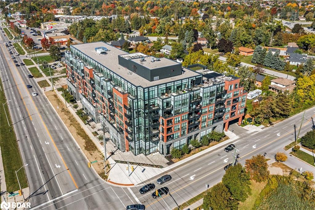 114-681 Yonge Street, Barrie, ON - Outdoor