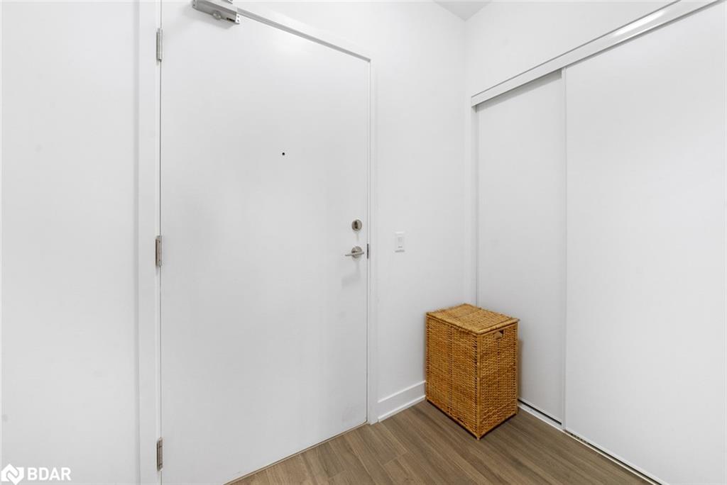 114-681 Yonge Street, Barrie, ON - Indoor Photo Showing Other Room