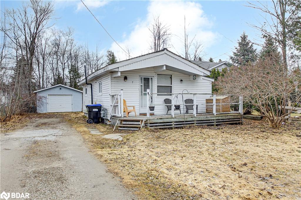 7 60Th Street S, Wasaga Beach, ON - Outdoor With Deck Patio Veranda