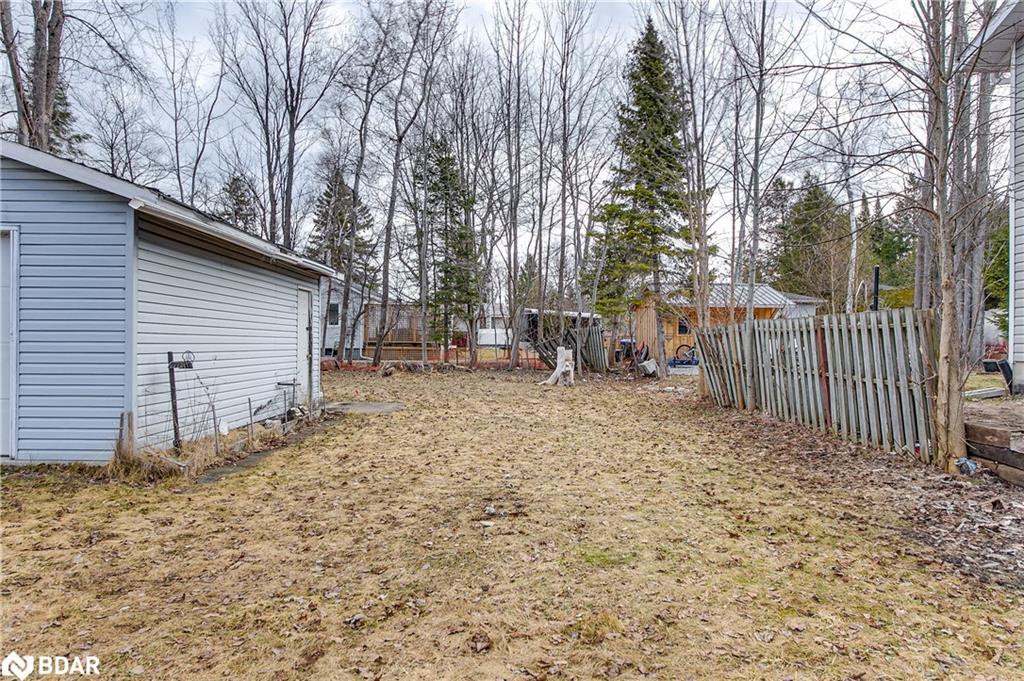 7 60Th Street S, Wasaga Beach, ON - Outdoor
