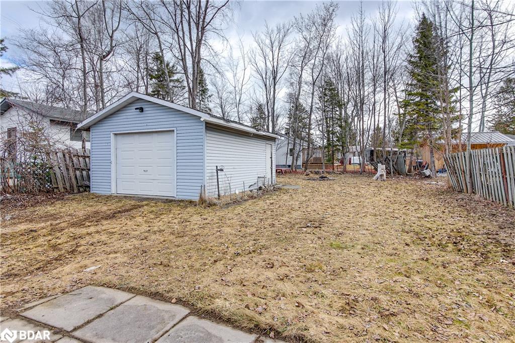 7 60Th Street S, Wasaga Beach, ON - Outdoor