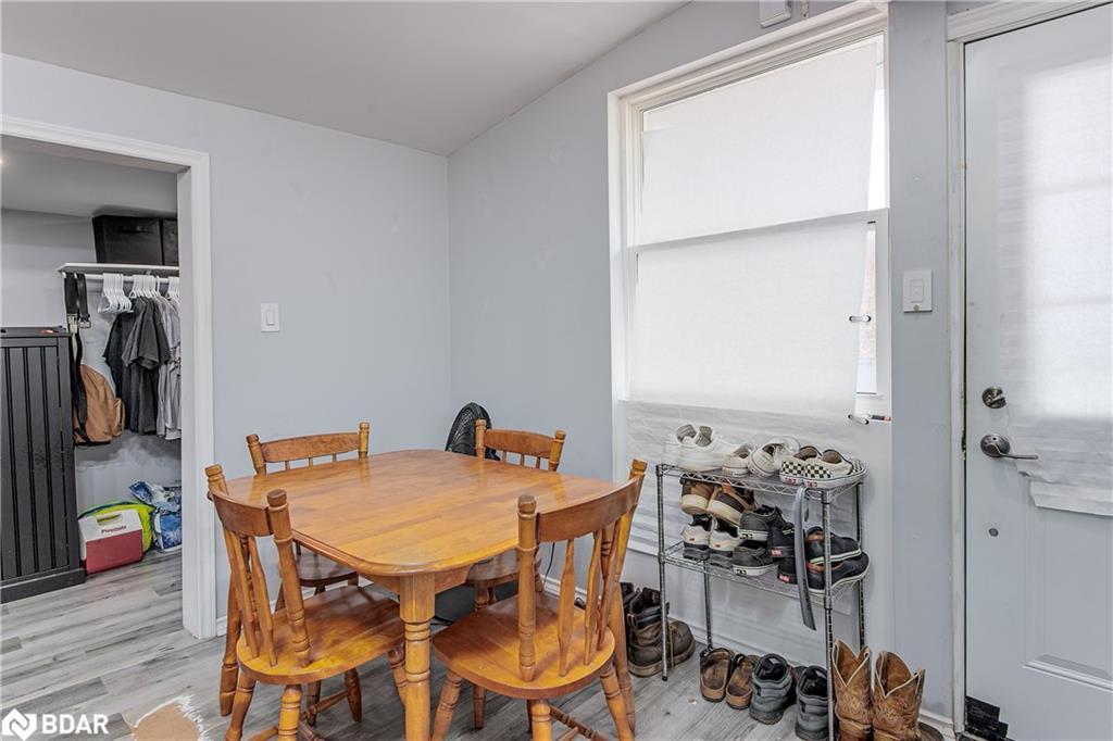 7 60Th Street S, Wasaga Beach, ON - Indoor Photo Showing Dining Room