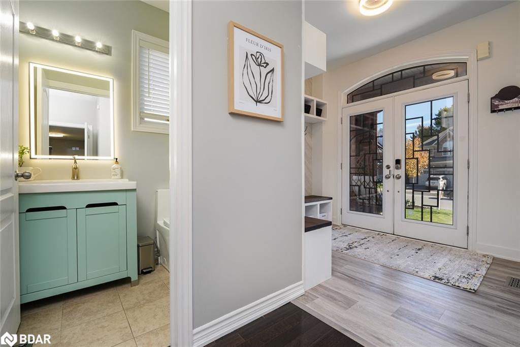 2199 Dawson Crescent, Innisfil, ON - Indoor