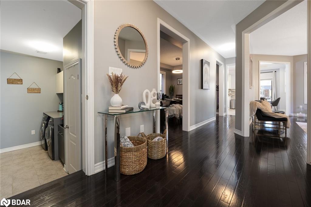 2199 Dawson Crescent, Innisfil, ON - Indoor