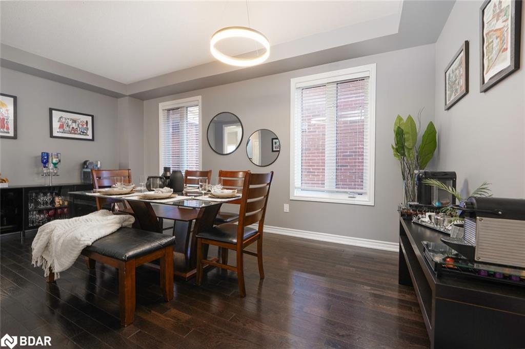 2199 Dawson Crescent, Innisfil, ON - Indoor Photo Showing Dining Room