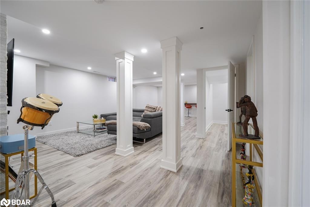 2199 Dawson Crescent, Innisfil, ON - Indoor Photo Showing Other Room