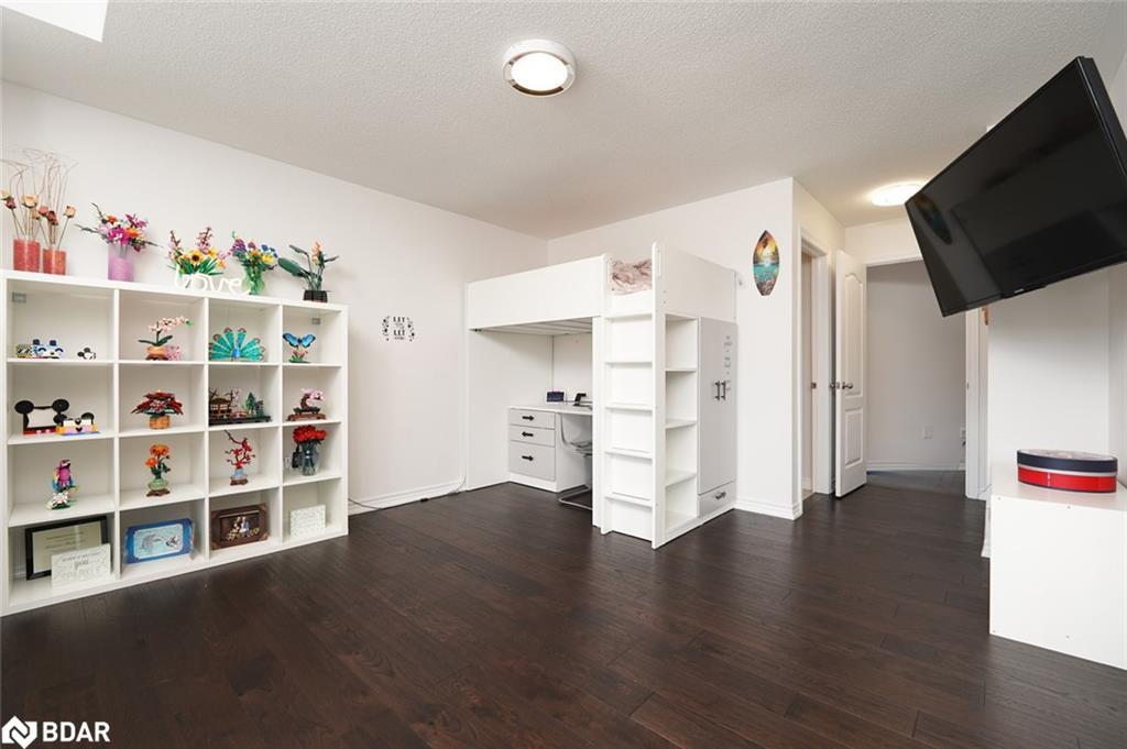 2199 Dawson Crescent, Innisfil, ON - Indoor