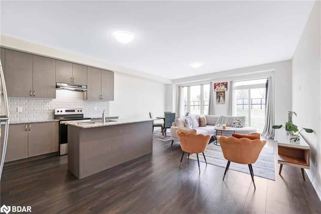 122 Turnberry Lane, Barrie, ON - Indoor Photo Showing Other Room