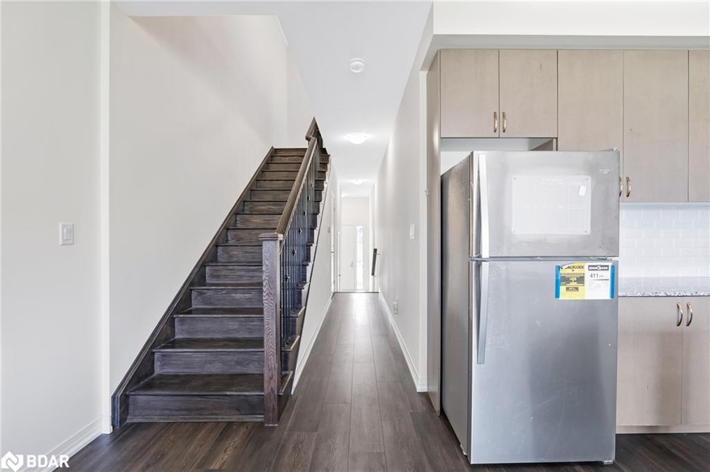 122 Turnberry Lane, Barrie, ON - Indoor