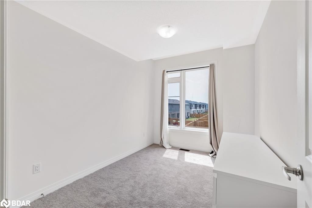 122 Turnberry Lane, Barrie, ON - Indoor Photo Showing Other Room