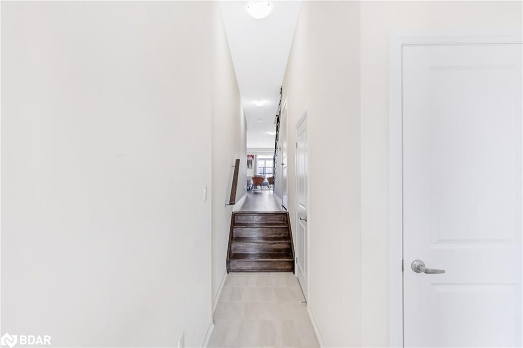 122 Turnberry Lane, Barrie, ON - Indoor Photo Showing Other Room