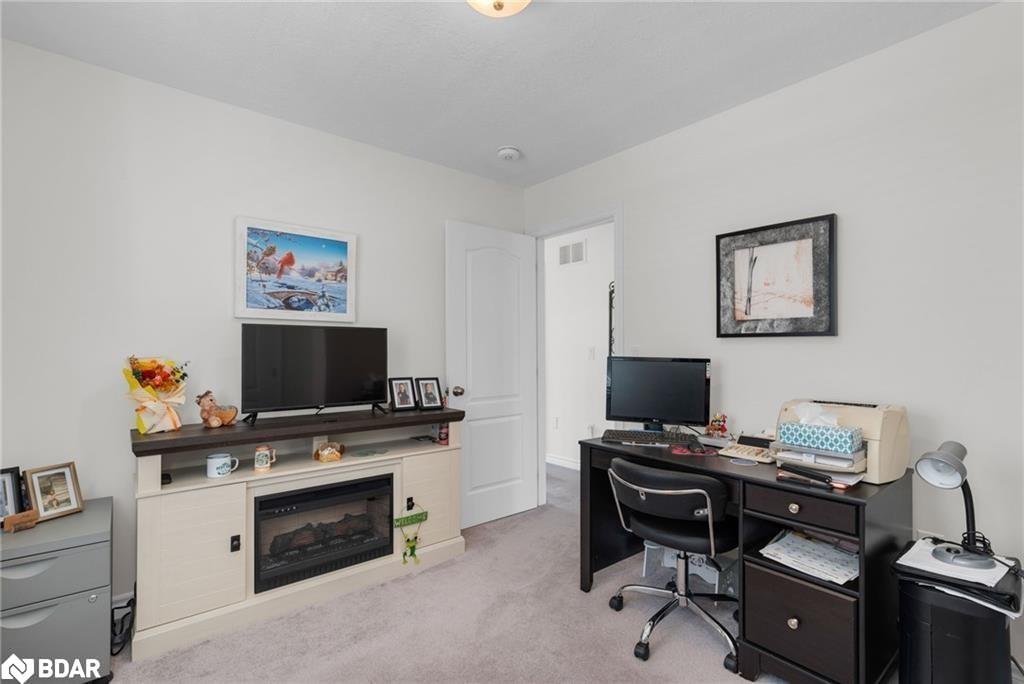 197 Isabella Drive, Orillia, ON - Indoor Photo Showing Office