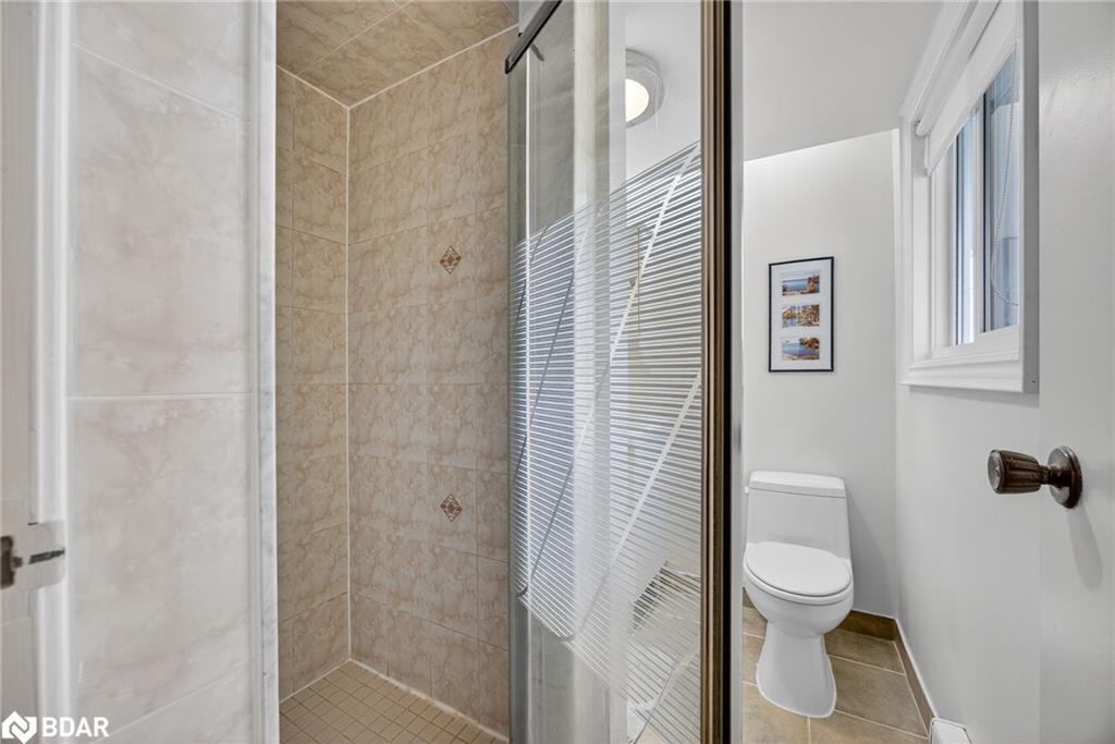 312-1102 Horseshoe Valley Road W, Oro-Medonte, ON - Indoor Photo Showing Bathroom