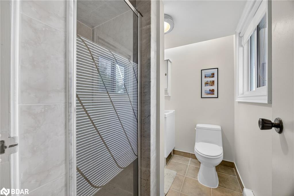 312-1102 Horseshoe Valley Road W, Oro-Medonte, ON - Indoor Photo Showing Bathroom