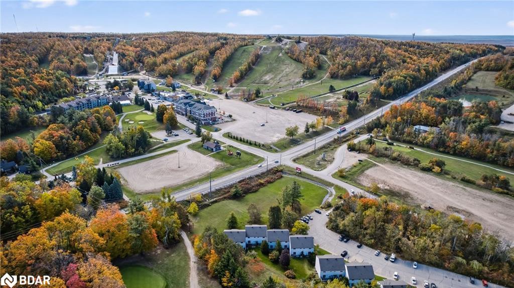 312-1102 Horseshoe Valley Road W, Oro-Medonte, ON - Outdoor With View