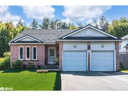 51 Nottawasaga Drive Angus, ON L0M 1B0