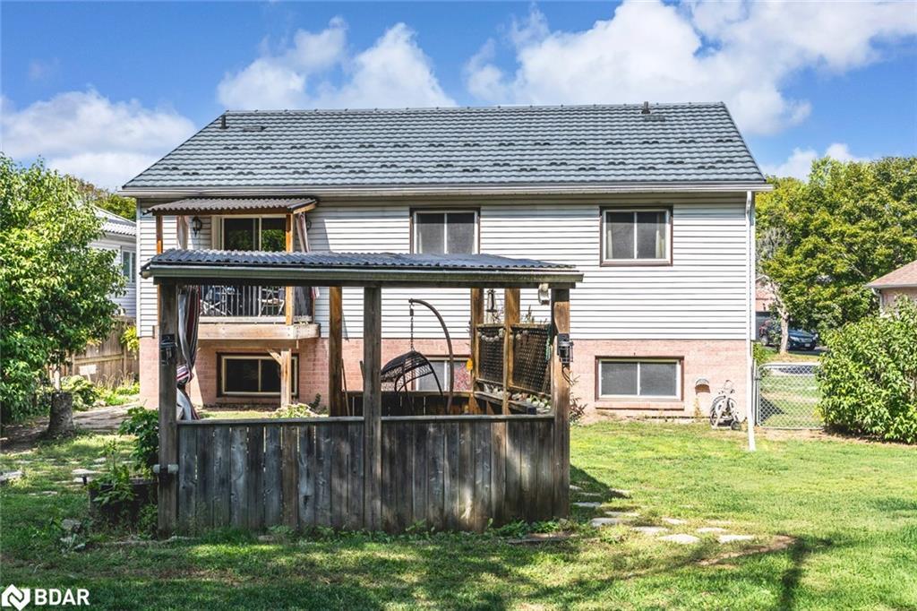 51 Nottawasaga Drive, Angus, ON - Outdoor