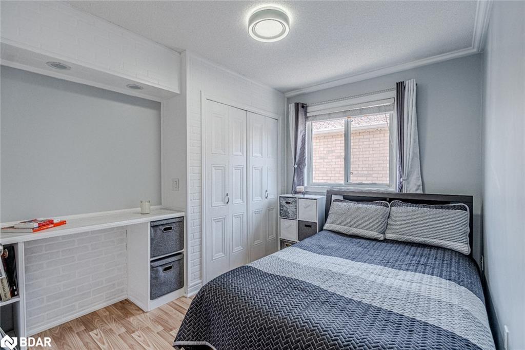 68 Coughlin Road, Barrie, ON - Indoor Photo Showing Bedroom