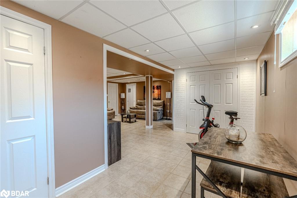 68 Coughlin Road, Barrie, ON - Indoor